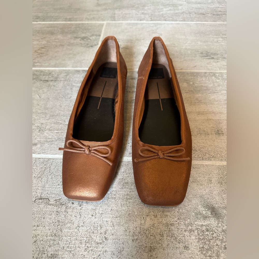 Dolce Vita Brown Flats with Bow Detail - Picture 3 of 10